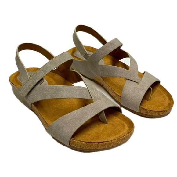 Eurosoft Gianetta Wedge Sandal in Taupe - Picture 4 of 10